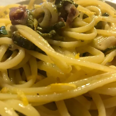 마마랄 게스트하우스