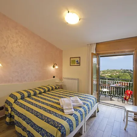 마마랄 게스트하우스