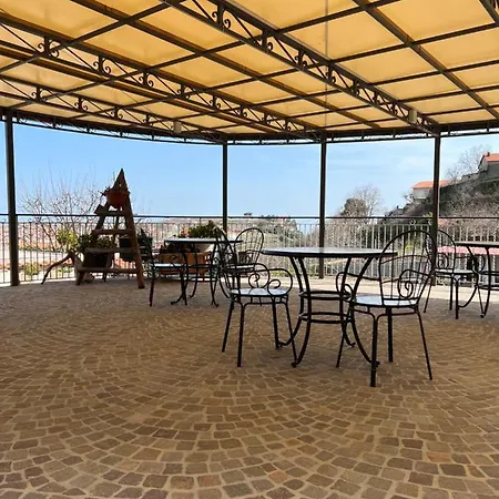 Mamaral Gæstehus